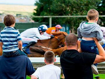 Family Fun Day at Uttoxeter Racecourse