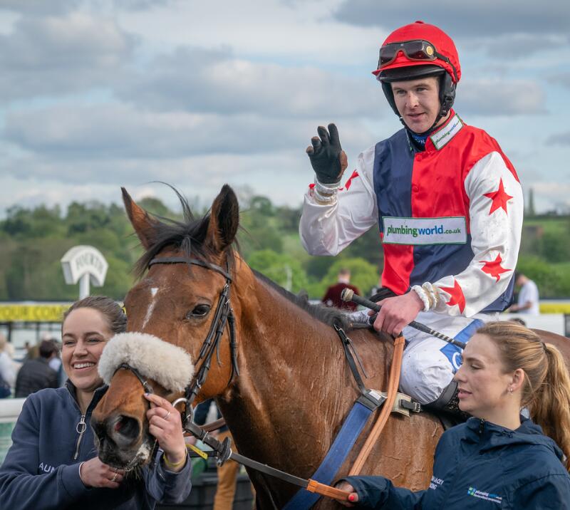 Imperial Alex winning the Staffordshire Plate at Uttoxeter Racecourse in 2024.