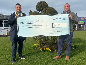 “BURTON ALBION COMMUNITY TRUST NAMED UTTOXETER RACECOURSE’S OFFICIAL CHARITY OF THE YEAR FOR FIFTH CONSECUTIVE YEAR