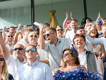 Group cheering at Uttoxeter Racecourse