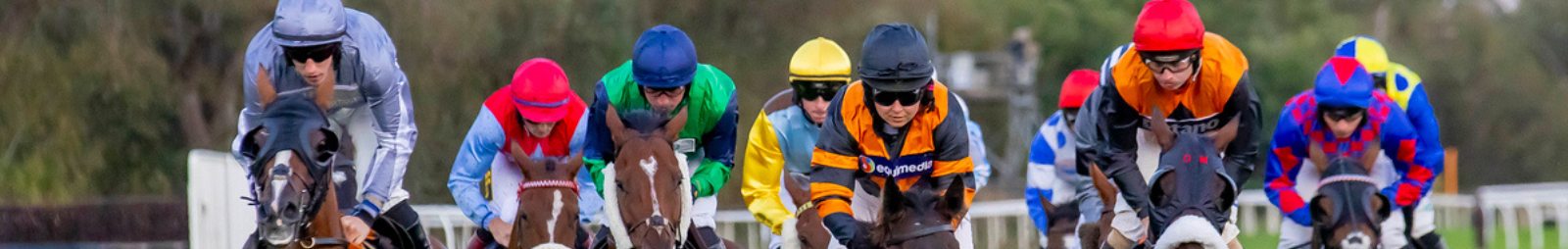 Racing at Uttoxeter Racecourse